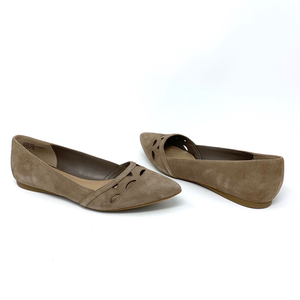 Audrey Brooke Suede Tan Flats Marte Size 7M